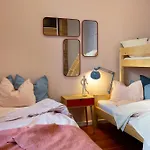 Evergreen - Design & Spacious Old Town With Ac, 1,5 Bath, Family-friendly * Bratislava