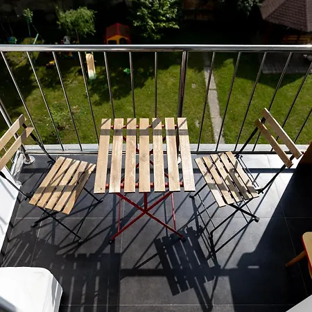 Evergreen - Design & Spacious Old Town With Ac, 1,5 Bath, Family-friendly Daire Bratislava