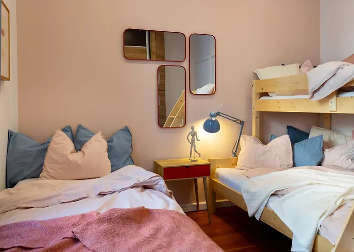 Evergreen - Design & Spacious Old Town With Ac, 1,5 Bath, Family-friendly * Μπρατισλάβα
