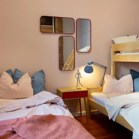 Evergreen - Design & Spacious Old Town With Ac, 1,5 Bath, Family-friendly * ブラチスラヴァ