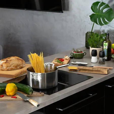 Evergreen - Design & Spacious Old Town With Ac, 1,5 Bath, Family-friendly アパート *