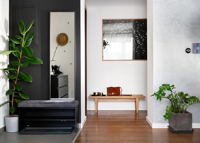 Evergreen - Design & Spacious Old Town With Ac, 1,5 Bath, Family-friendly ブラチスラヴァ