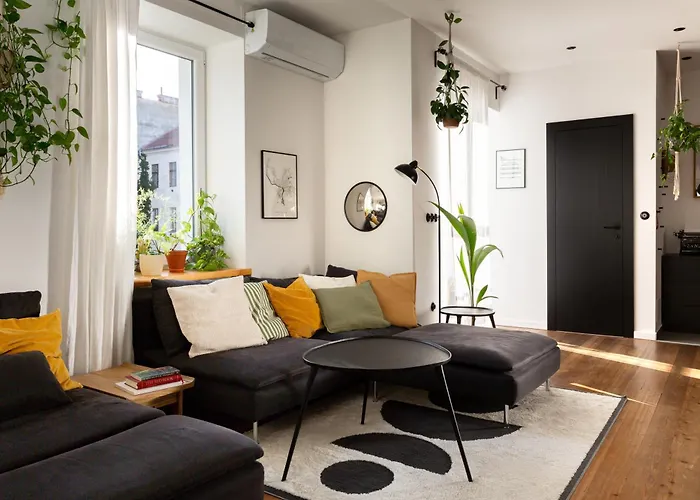 Evergreen - Design & Spacious Old Town With Ac, 1,5 Bath, Family-friendly * ブラチスラヴァ
