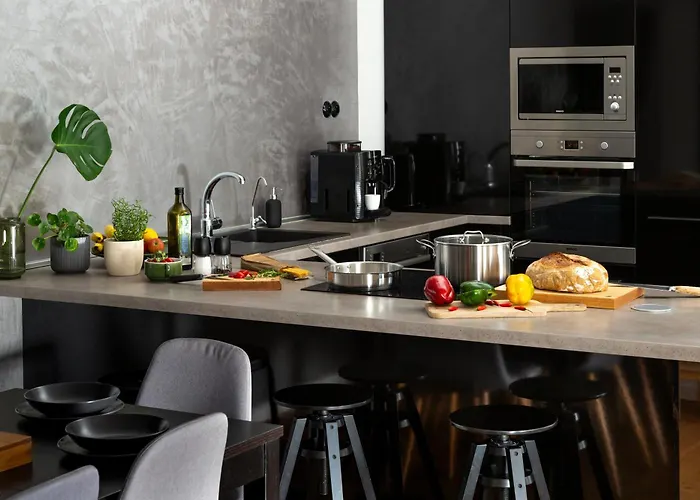 Evergreen - Design & Spacious Old Town With Ac, 1,5 Bath, Family-friendly ブラチスラヴァ