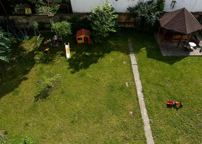 Evergreen - Design & Spacious Old Town With Ac, 1,5 Bath, Family-friendly * ブラチスラヴァ